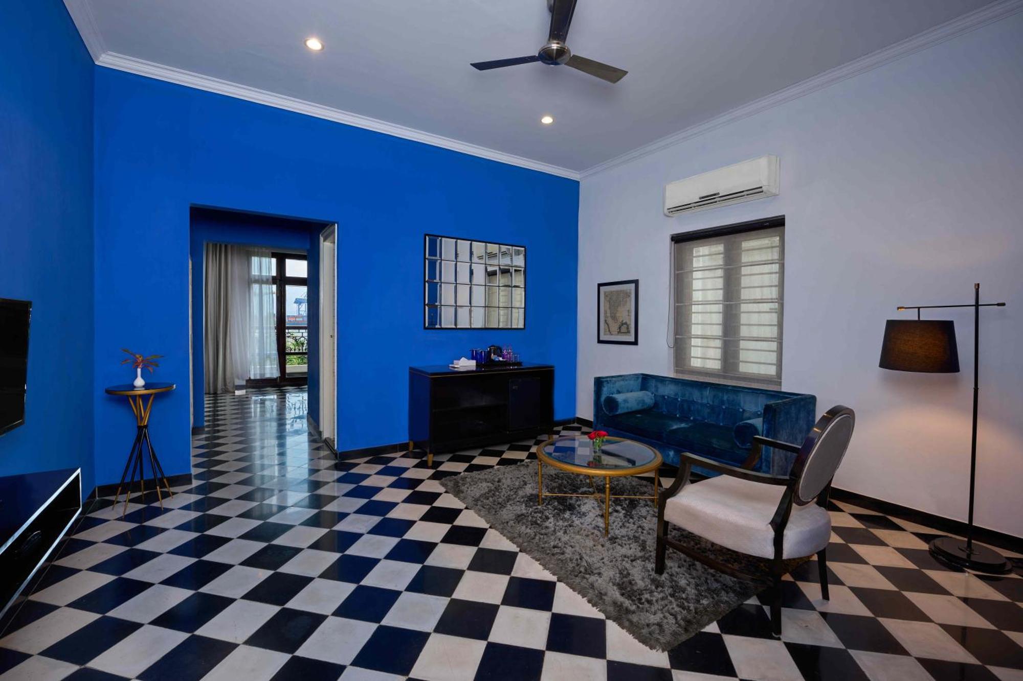 The Old Court House By Abad Hotel Fort Kochi Bagian luar foto