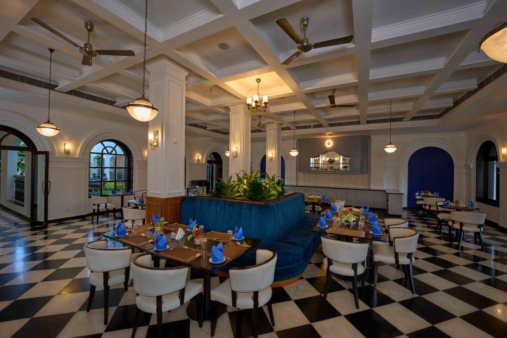 The Old Court House By Abad Hotel Fort Kochi Bagian luar foto